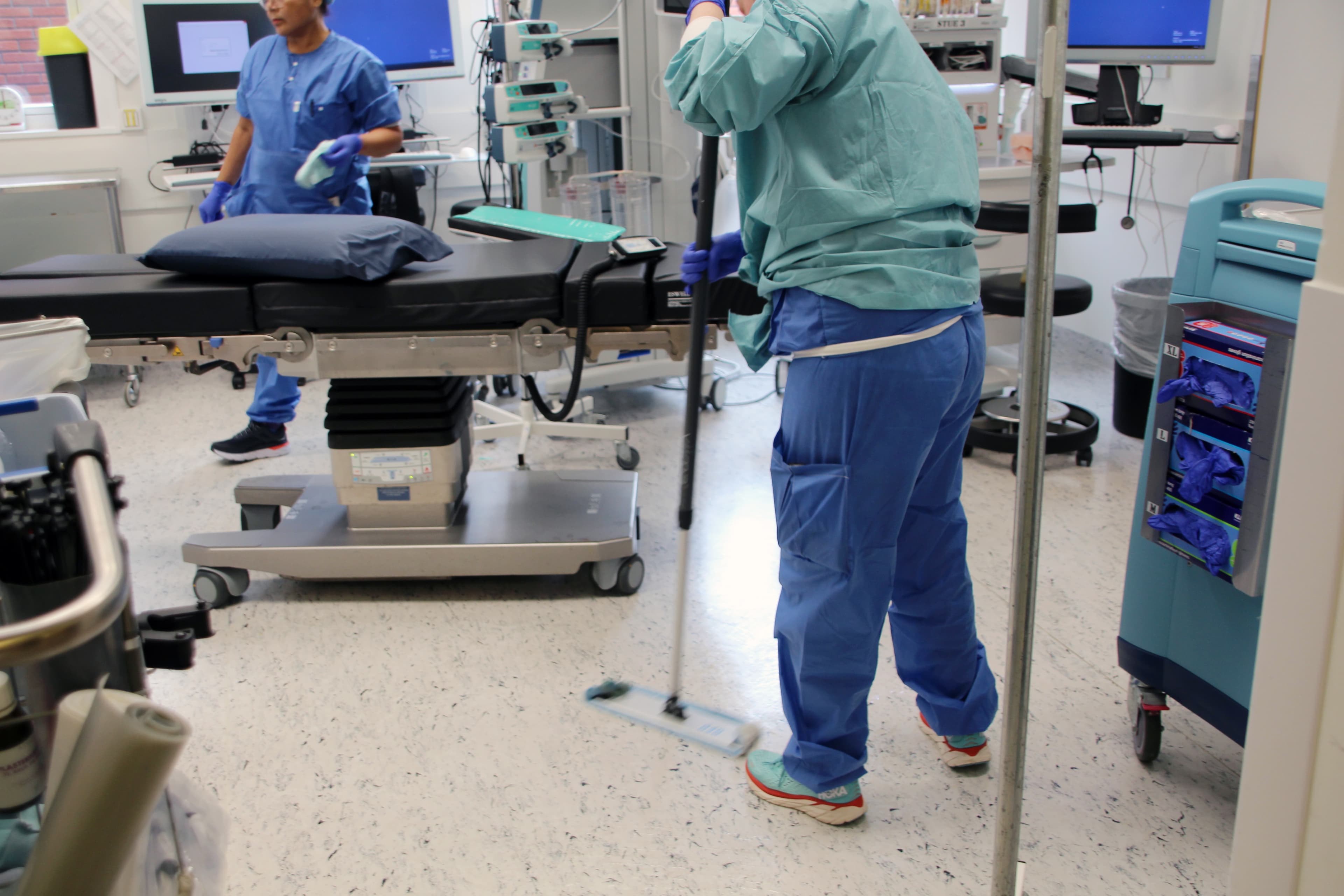 Correct treatment of ESD floors